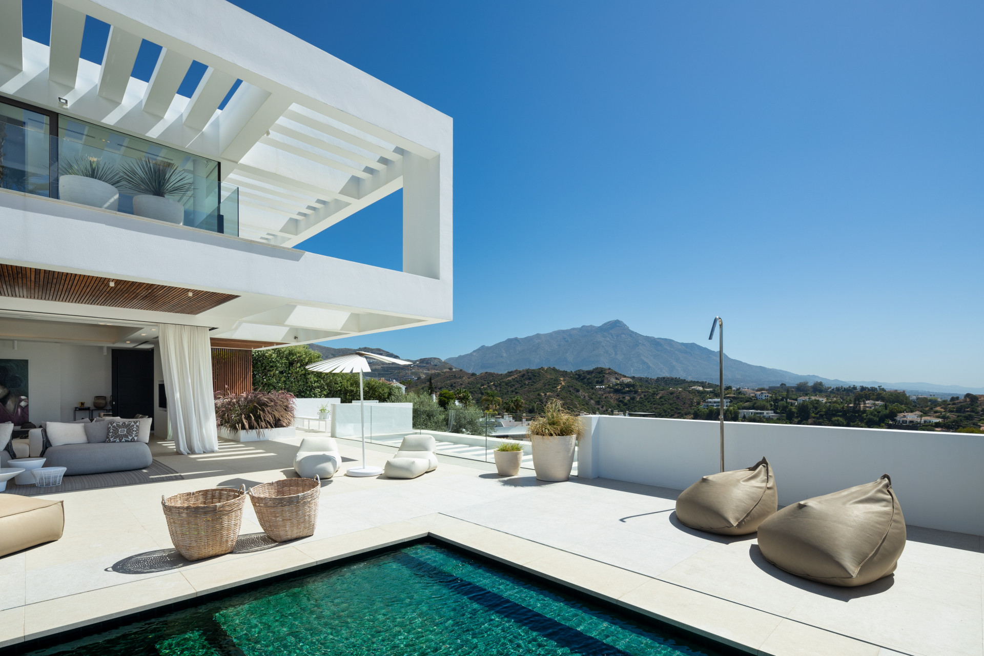 6 Bed, 6 Bath, HouseFor Sale, Benahavis, Malaga