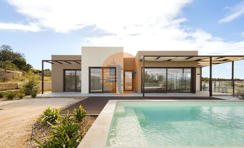 3 Bed, 3 Bath, HouseFor Sale, Lagoa (Algarve), Faro