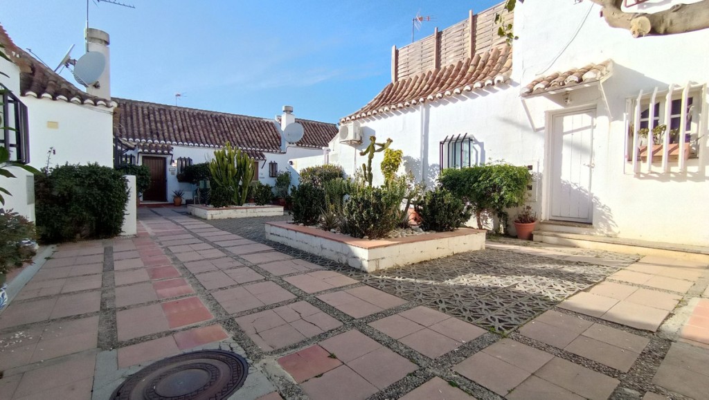 3 Bed, 1 Bath, ApartmentFor Sale, Mijas, Malaga