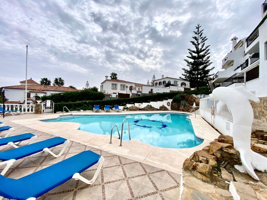 2 Bed, 1 Bath, ApartmentFor Sale, Manilva, Malaga