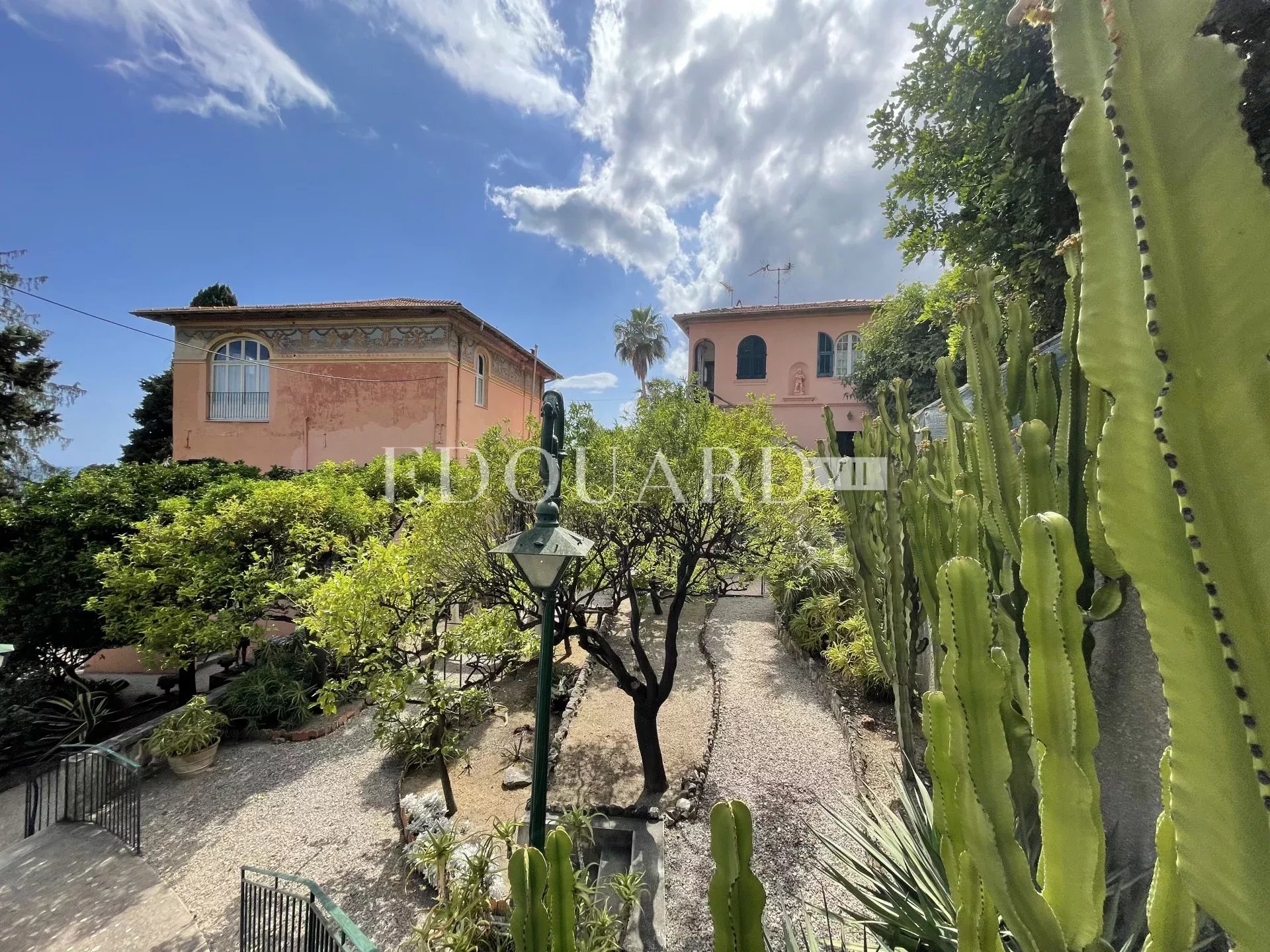 4 Bed, 2 Bath, HouseFor Sale, Menton, Alpes-Maritimes