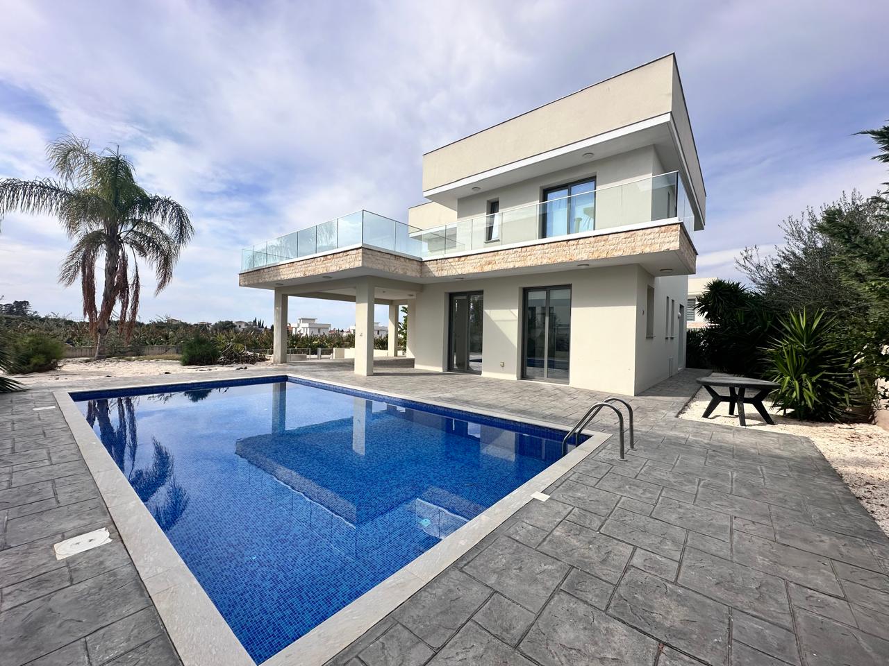 4 Bed, 4 Bath, HouseFor Sale, Paphos, Paphos