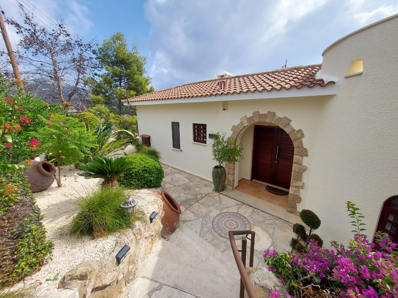 3 Bed, 2 Bath, HouseFor Sale, Paphos, Paphos