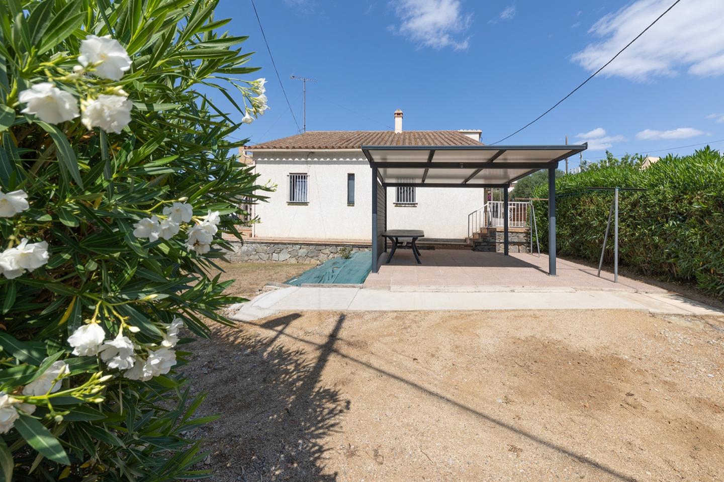 2 Bed, 2 Bath, HouseFor Sale, El Mas Boscà, Girona, 17480