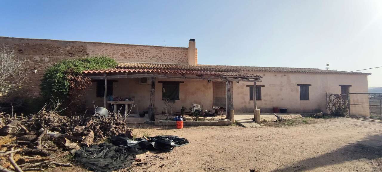 4 Bed, 1 Bath, HouseFor Sale, Pinoso, Alicante
