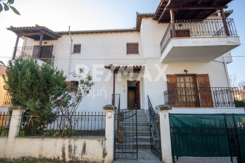 6 Bed, 2 Bath, HouseFor Sale, 14746, 14746, 14746