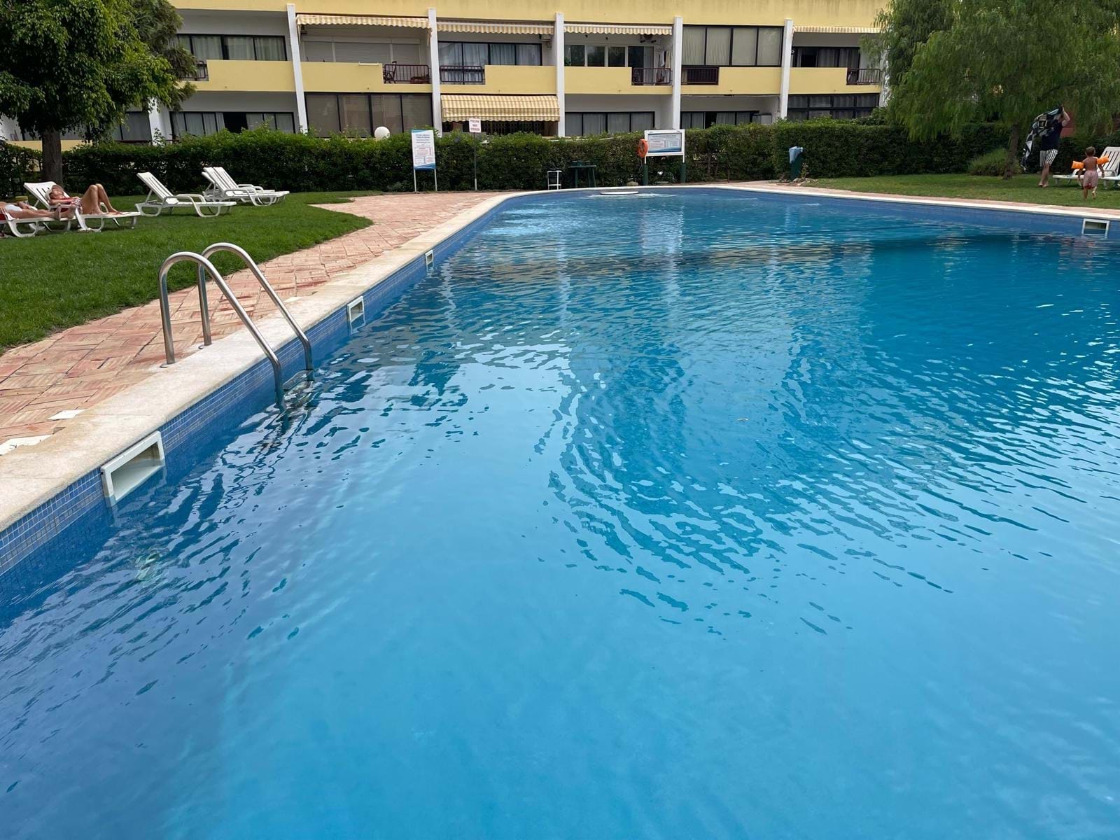 1 Bed, 1 Bath, ApartmentFor Sale, Praia da Rocha, Portimão, Faro, 8500-802