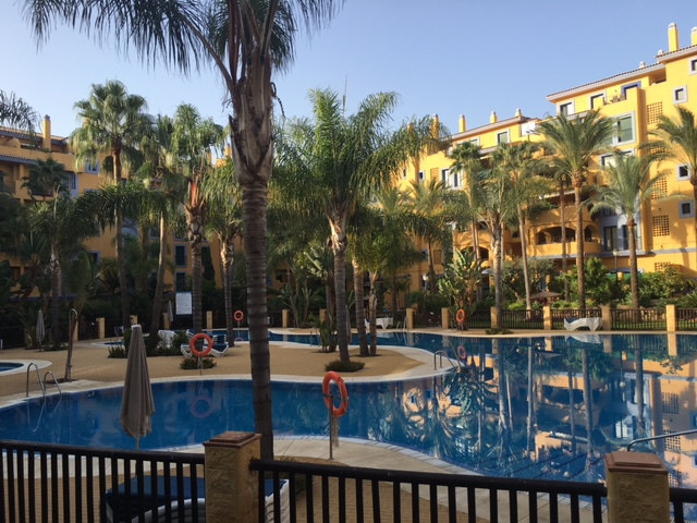 3 Bed, 3 Bath, ApartmentFor Sale, San Pedro de Alcantara, Malaga