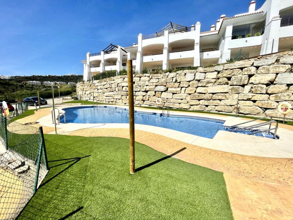 2 Bed, 2 Bath, ApartmentFor Sale, Casares, Malaga