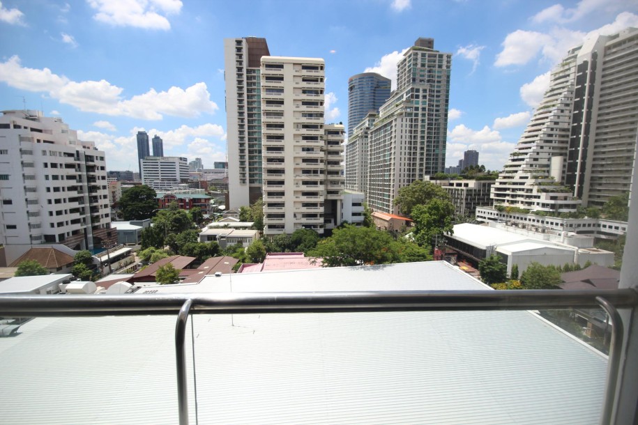 2 Bed, 2 Bath, ApartmentFor Sale, Sukhumvit Soi 21-39, Bangkok