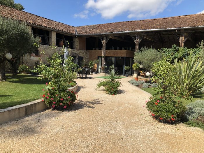 5 Bed, 1 Bath, HouseFor Sale, SeIssan, Gers, Midi-Pyrenees, 32260