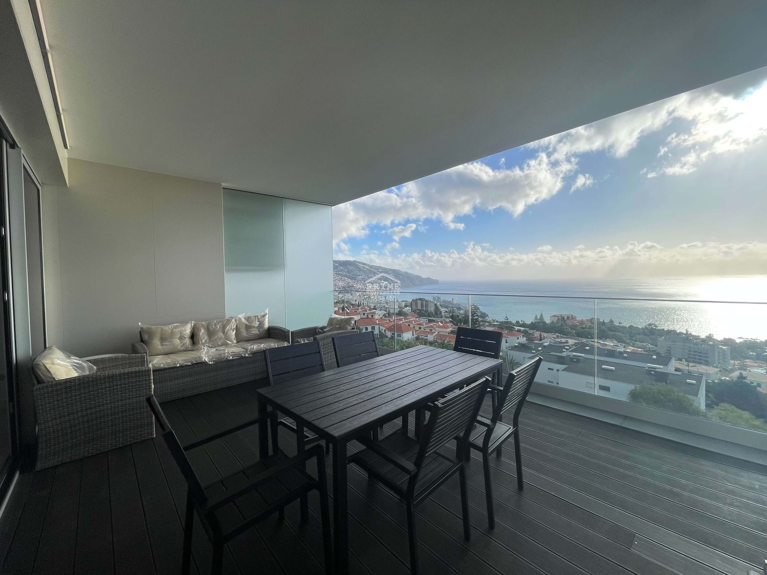 3 Bed, 3 Bath, ApartmentFor Sale, Funchal, Ilha da Madeira, 9300-100